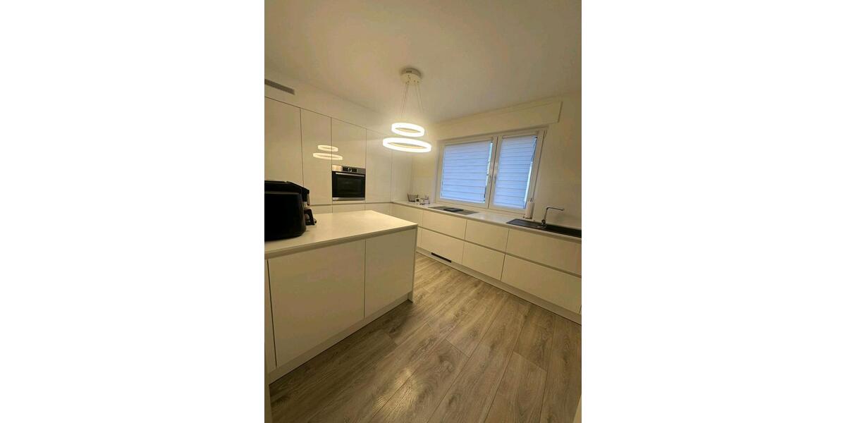 Mehrfamilienhaus, Wohnhaus Ditzingen - 11 Zimmer, 250 m&sup2;, 1.125.000&euro; | Angebot:26414846