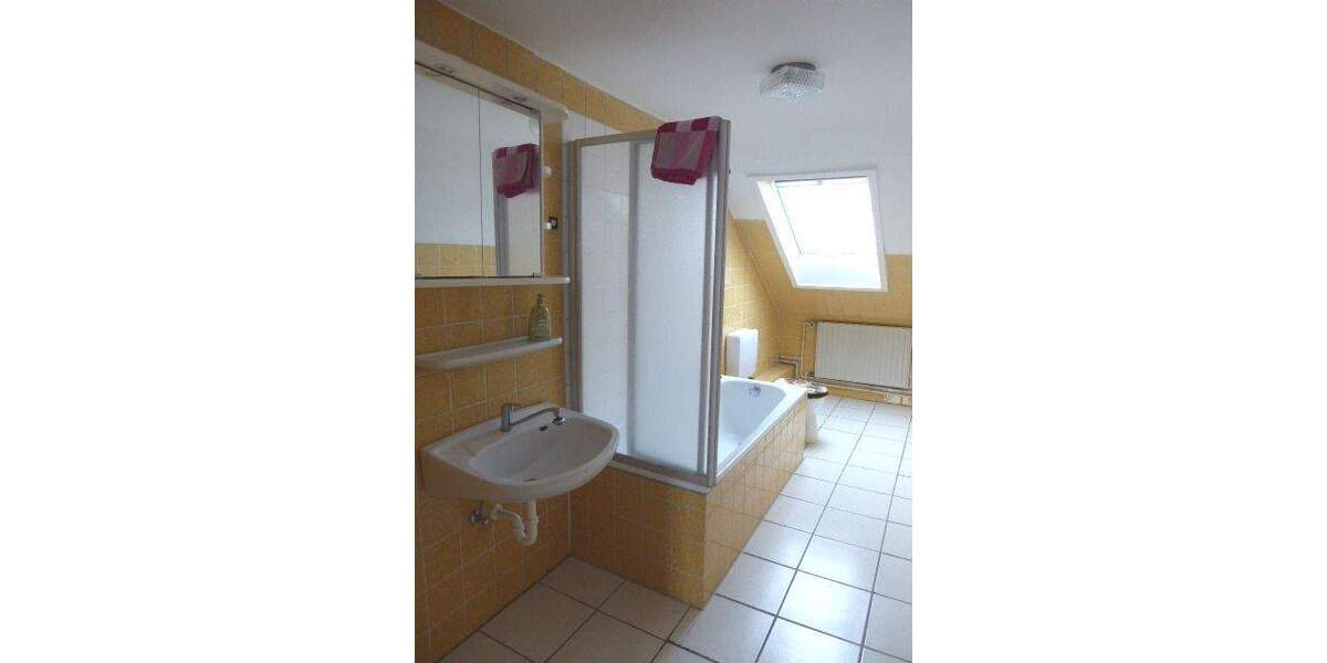 Etagenwohnung Pforzheim Nordstadt - 4 Zimmer, 78 m&sup2;, 660&euro; | Angebot:25898974