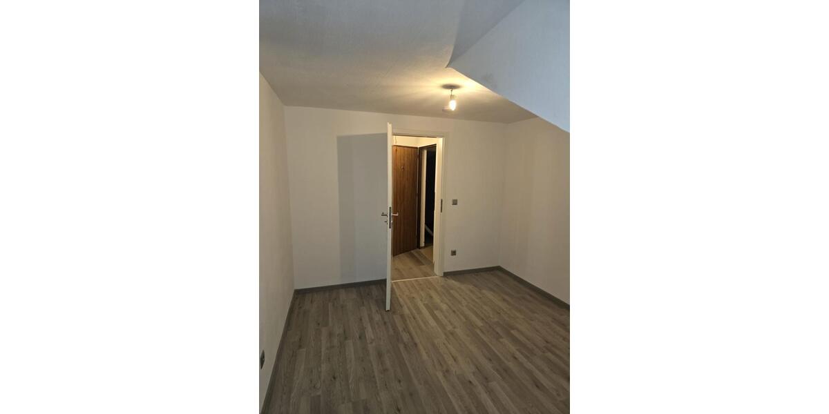 Wohnung zu vermieten 75m2 zentrale Lage 2 zimmer