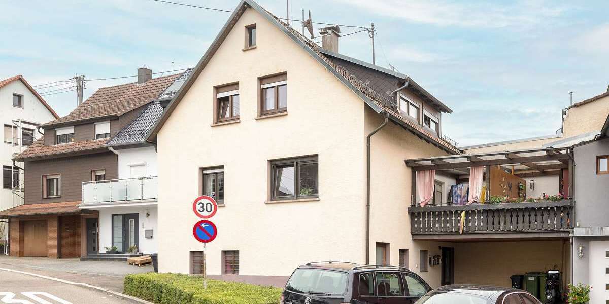 Haus zum Kaufen in Karlsbad Langensteinbach 279.000 € 115 m² 4 zimmer