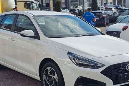 Hyundai i30 16.144 km 18.100 € Leonberg 71229