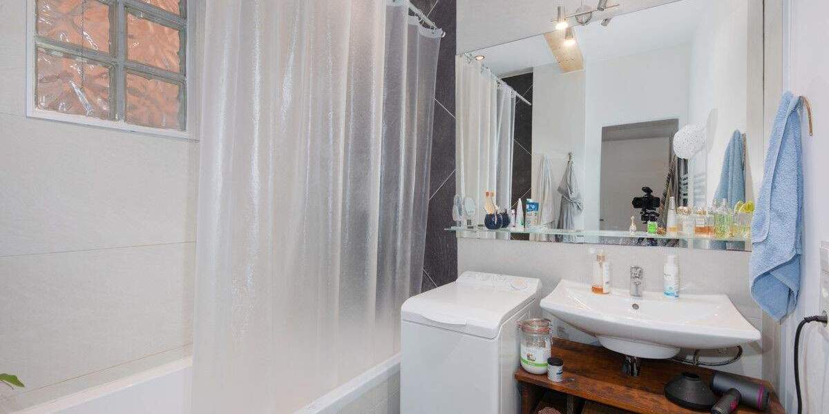 Etagenwohnung Pforzheim Nordstadt - 2 Zimmer, 72 m&sup2;, 215.000&euro; | Angebot:24860355