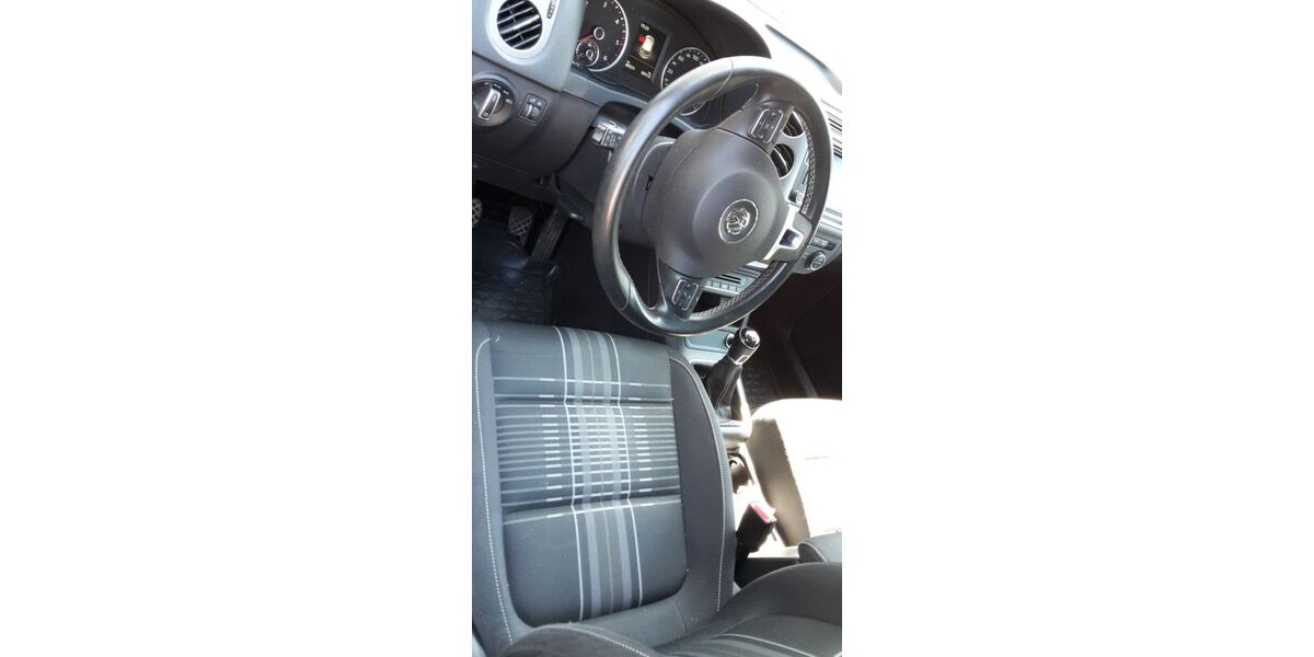 VW Tiguan 87.211 km 14.500 &euro; Loffenau 76597