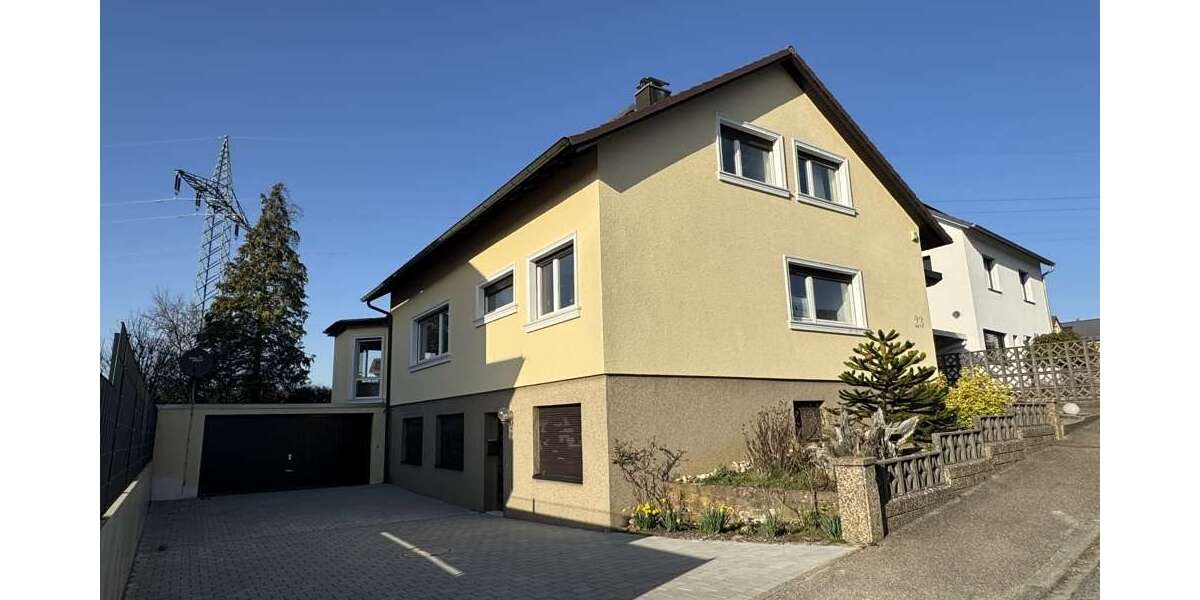 Einfamilienhaus Remchingen - 8 Zimmer, 225 m&sup2;, 649.000&euro; | Angebot:25286978