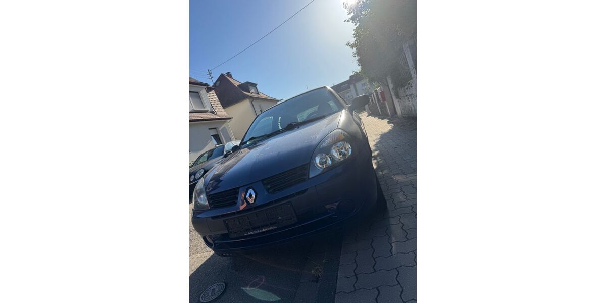 Renault Clio 112.000 km 2.200 &euro; Karlsbad 76307