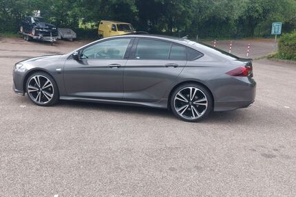 Opel Insignia 86.000 km 20.100 &euro; Gaggenau 76571