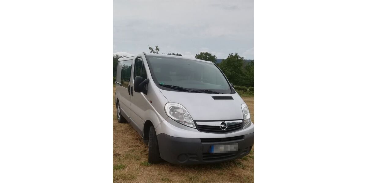 Opel Vivaro 125.000 km 7.400 &euro; Neuenbürg 75305