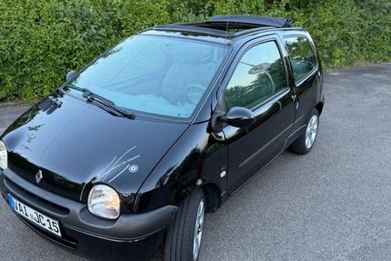 Renault Twingo 134.000 km 2.999 &euro; Ditzingen 71254