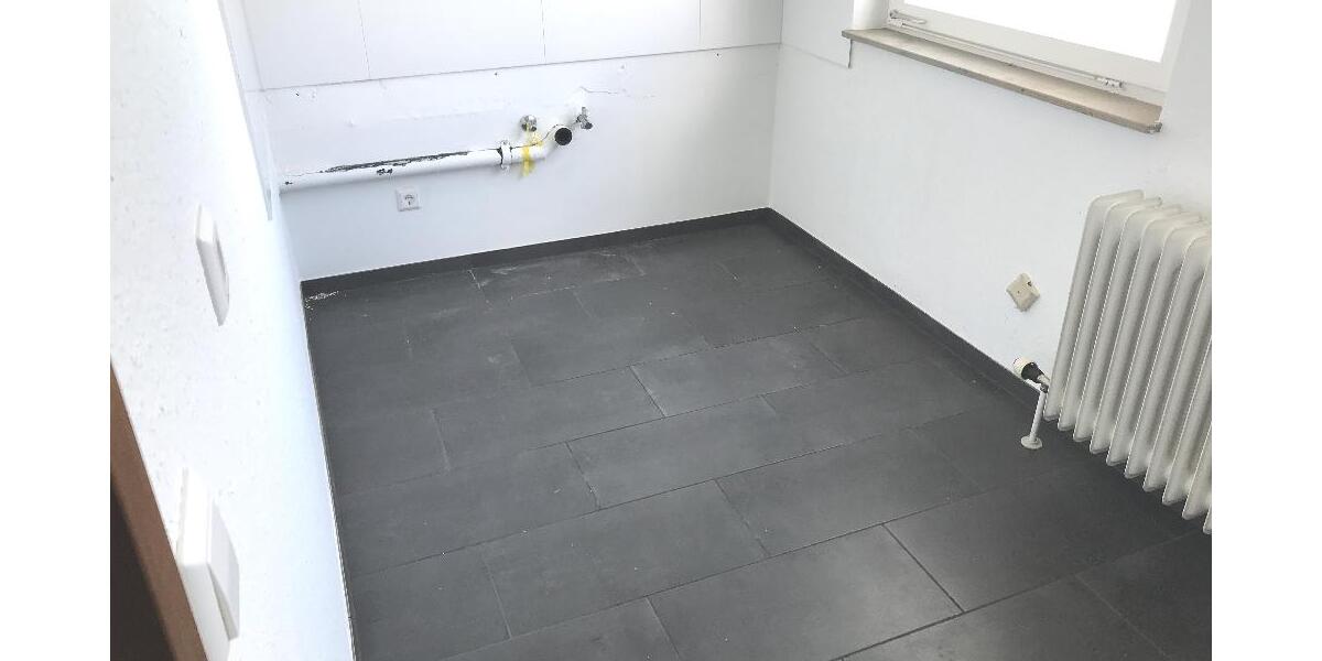 Schöne, helle 2 Zi.-Whg. mit Balkon und Garage in Ditzingen-Heimerdingen zu verkaufen - Etagenwohnung Heimerdingen Heimerdingen | Angebot:26785290
