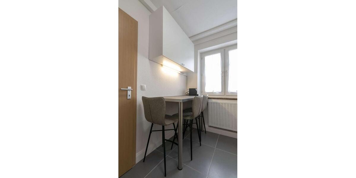 Etagenwohnung Pforzheim Weststadt - 1 Zimmer, 20 m&sup2;, 490&euro; | Angebot:26715346