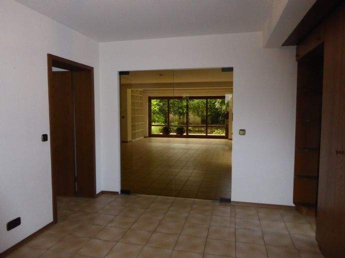 Einfamilienhaus Gaggenau - 6 Zimmer, 286 m&sup2;, 875.000&euro; | Angebot:26154061