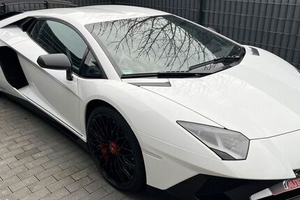 Lamborghini Aventador