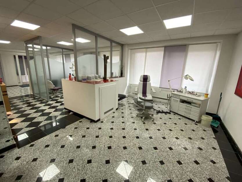 Wohnung zum Kaufen in Karlsruhe Südstadt 269.000 € 128 m²