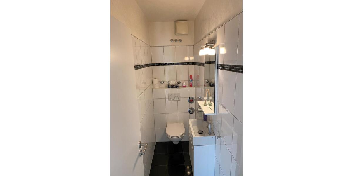 Einfamilienhaus Pforzheim - 3.5 Zimmer, 85 m&sup2;, 1.050&euro; | Angebot:25350374