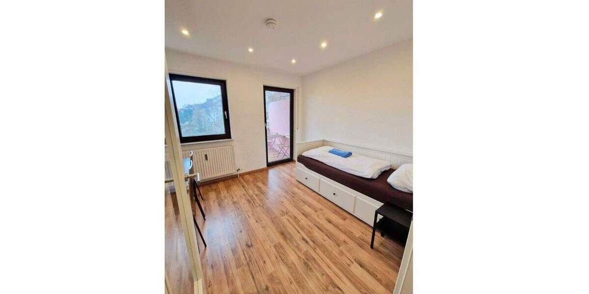 Vollausgestattetes Mikroapartment in KA-Weststadt - Balkon, TG, Airbnb möglich, frei 1 zimmer