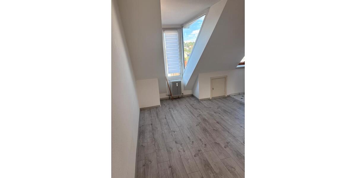 Dachgeschoßwohnung Pforzheim Büchenbronn - 2 Zimmer, 58 m&sup2;, 890&euro; | Angebot:26672442