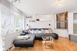 2-Etagen-Wohnung mit 2 TG-Stellplätze, EBK, 2 BadeZimmer, Balkon und Terrasse