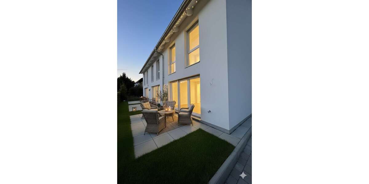 Haus zum Kaufen in Sindelfingen 680.000 € 115.51 m² 4.5 zimmer