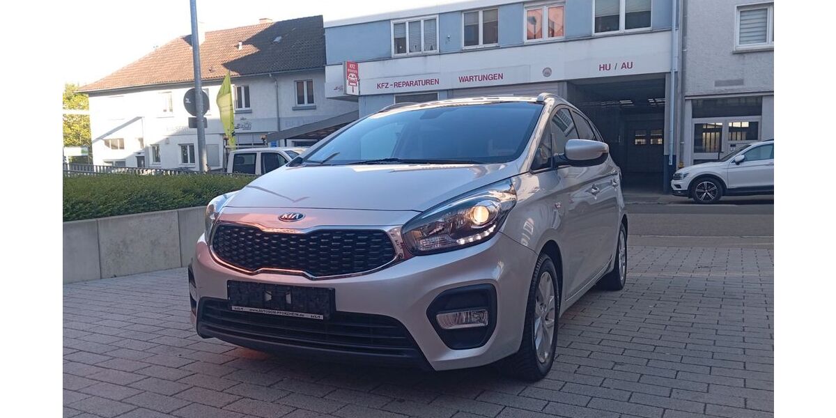 Kia Carens 142.000 km 8.200 &euro; Pforzheim 75173
