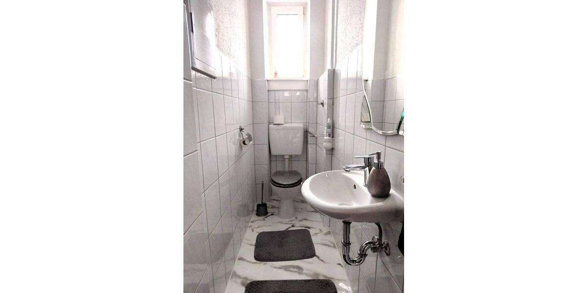 Etagenwohnung Pforzheim Nordstadt - 6 Zimmer, 159 m&sup2;, 435.000&euro; | Angebot:26147049