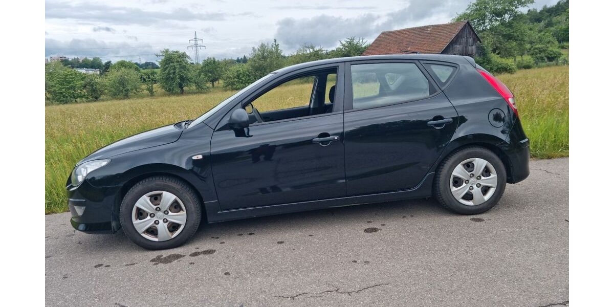 Hyundai i30 180.000 km 1.999 &euro; Magstadt (in der Nähe von Stuttgart) 71106