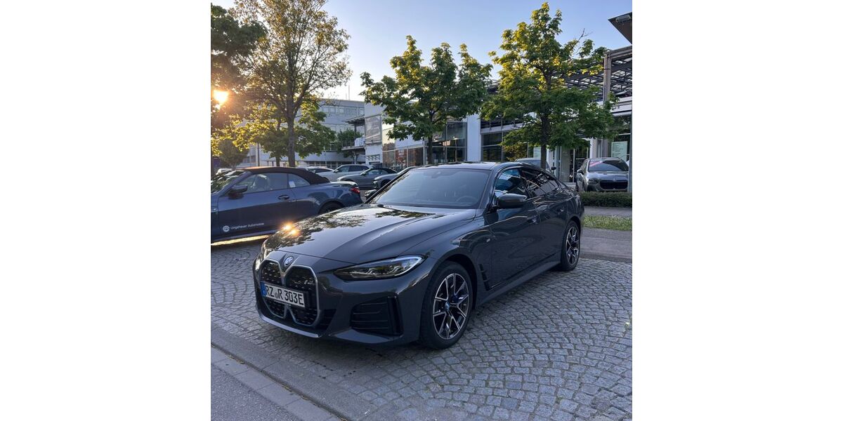 BMW i4 26.325 km 42.950 &euro; Karlsruhe 76137