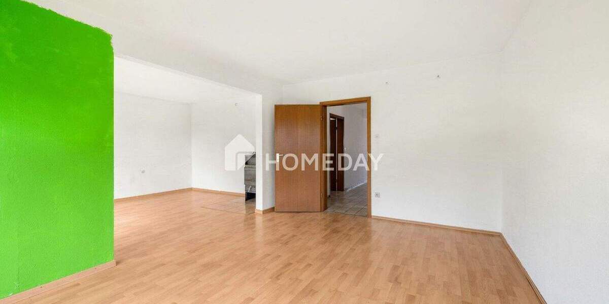 Mehrfamilienhaus, Wohnhaus Eberdingen Hochdorf - 7 Zimmer, 138 m&sup2;, 410.000&euro; | Angebot:25737584
