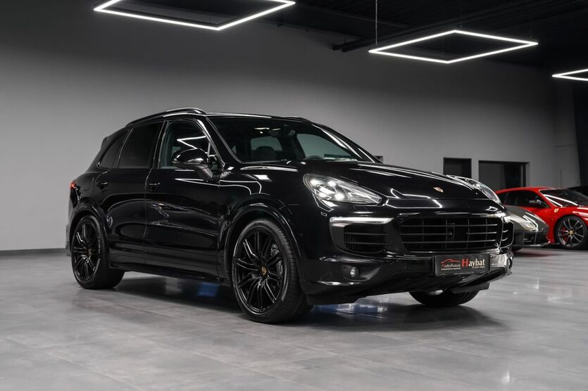 Porsche Cayenne 367.000 km 28.750 € Calw 75365
