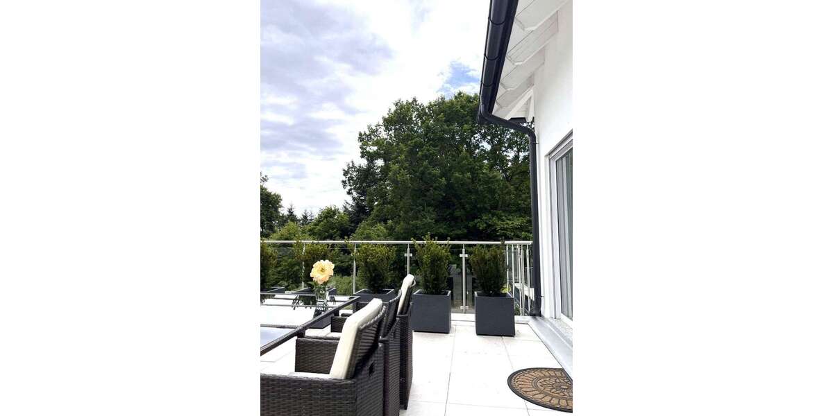 Einfamilienhaus Bad Liebenzell - 6 Zimmer, 293 m&sup2;, 1.640.000&euro; | Angebot:26643043