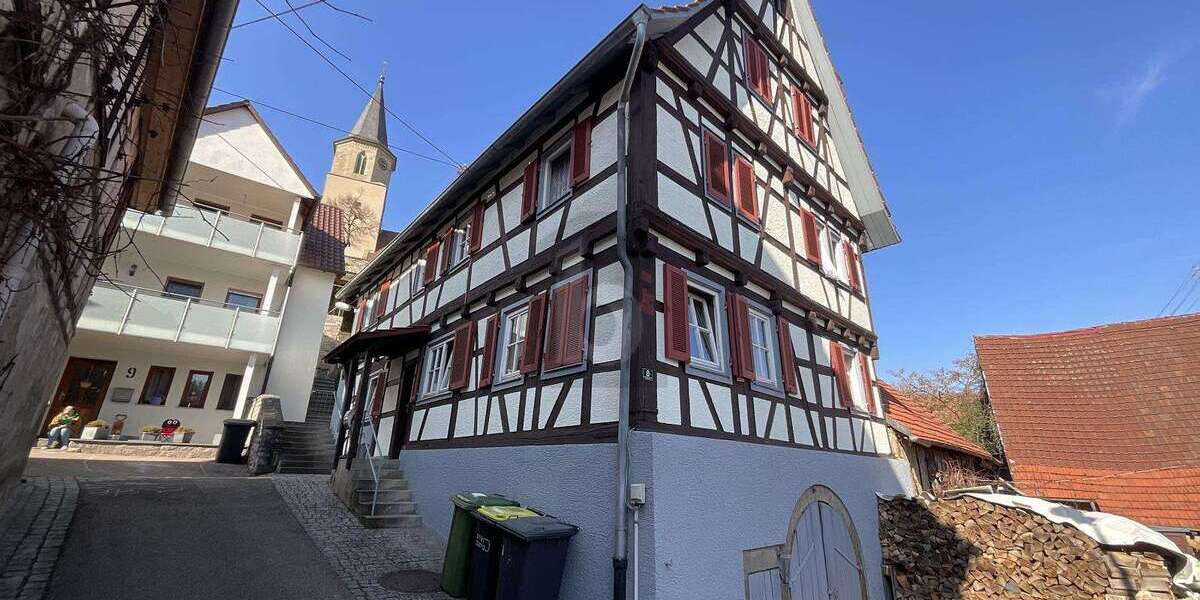 Einfamilienhaus Mühlacker - 7 Zimmer, 142 m&sup2;, 320.000&euro; | Angebot:25781929