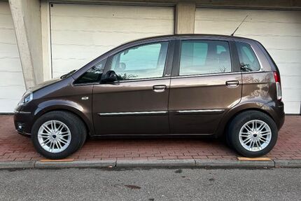 Lancia MUSA 131.900 km 4.200 &euro; Bad Liebenzell 75378