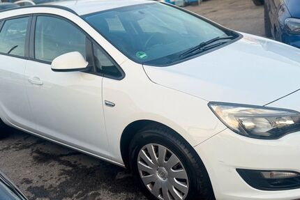 Opel Astra 144.000 km 6.200 &euro; Sindelfingen 71065