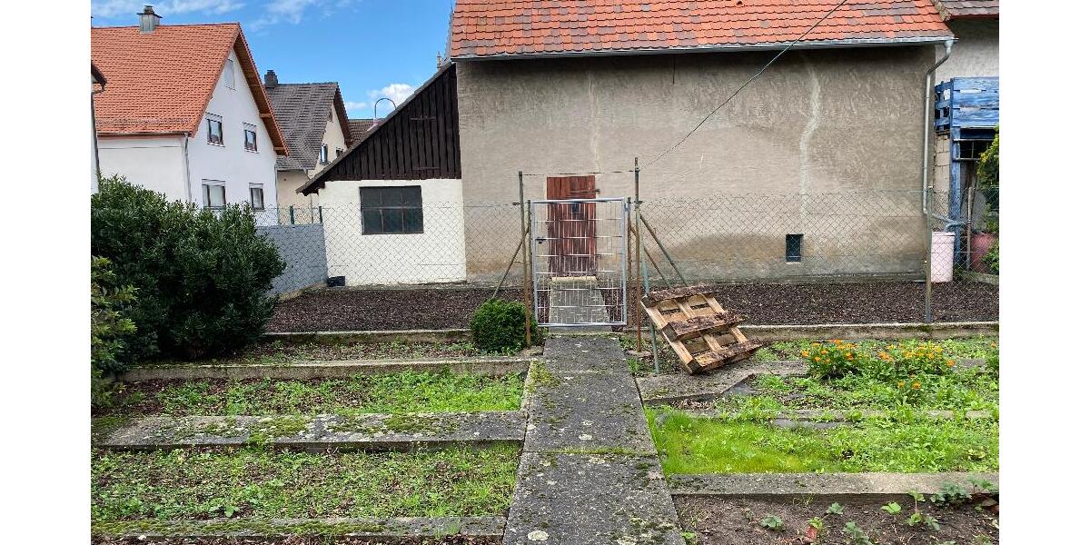 ### Zweifamilienhaus mit Nebengebäuden und Scheune ### - Einfamilienhaus Karlsdorf-Neuthard Karlsdorf | Angebot:25977851