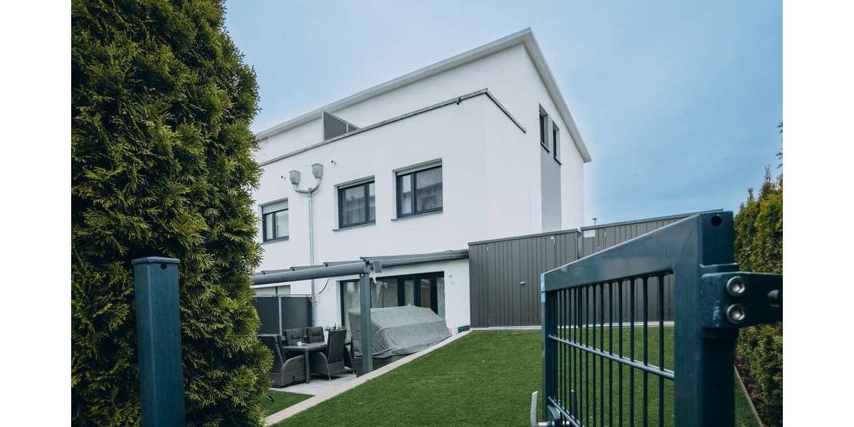 Haus zum Kaufen in Sindelfingen 835.000 € 148 m² 6 zimmer