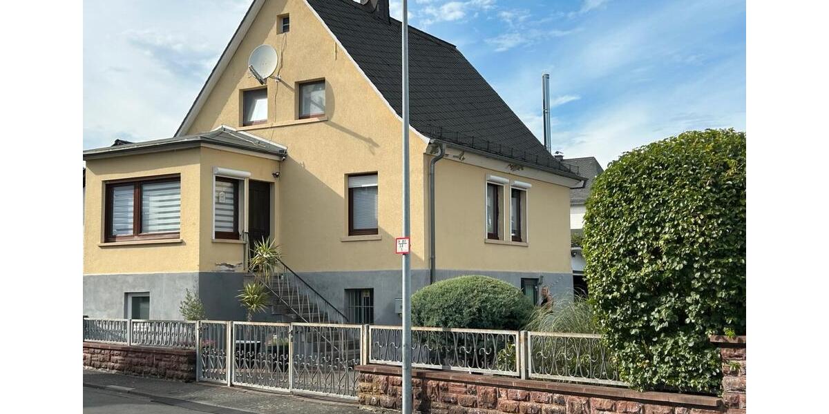 Einfamilienhaus Neuhausen - 5 Zimmer, 100 m&sup2;, 180.000&euro; | Angebot:26444615