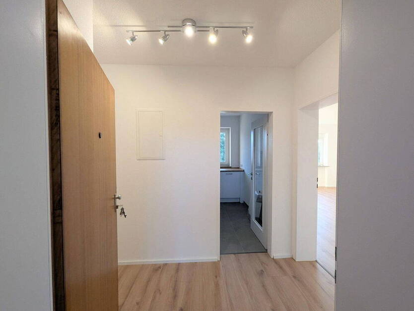 Erstbezug nach Modernisierung - Lichtdurchflutete 2-Zimmer-Wohnung
