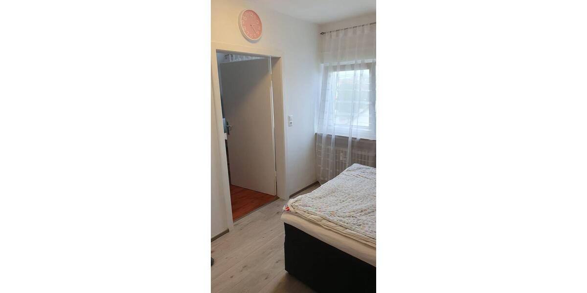 Dachgeschoßwohnung Oberderdingen - 3 Zimmer, 63 m&sup2;, 176.000&euro; | Angebot:24561147