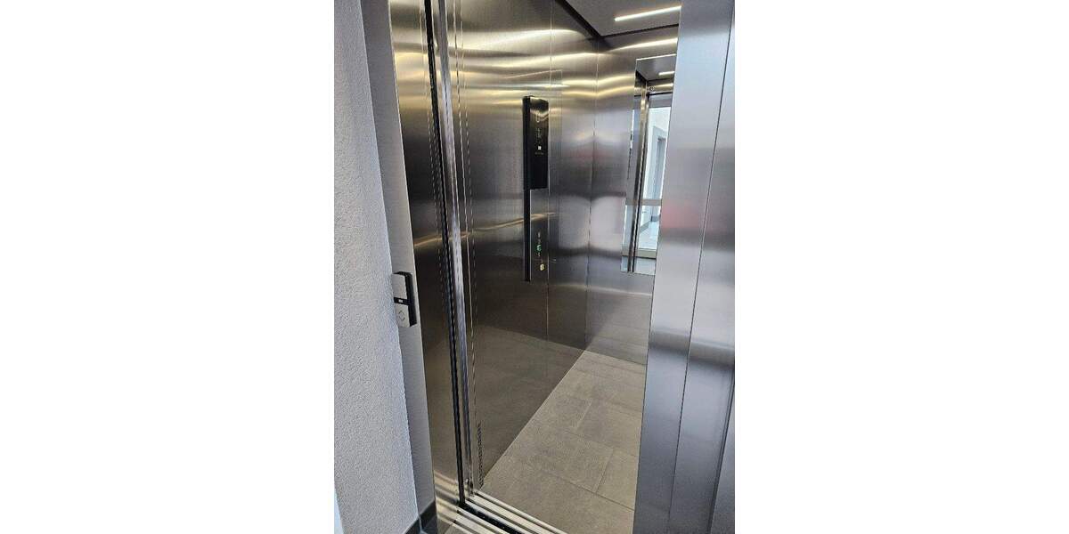 Terrassenwohnung Markgröningen - 3 Zimmer, 100 m&sup2;, 1.330&euro; | Angebot:25802211