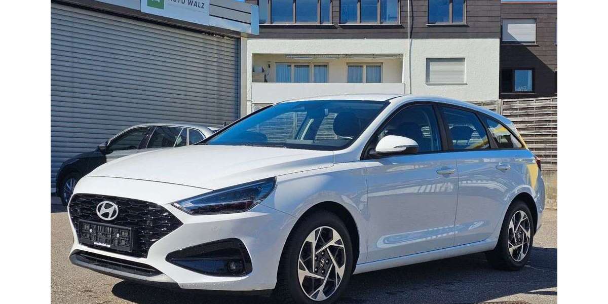 Hyundai i30 30.239 km 17.650 &euro; Leonberg 71229