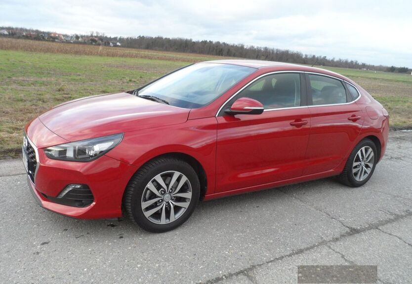 Hyundai i30 59.950 km 14.100 € Weingarten 76356