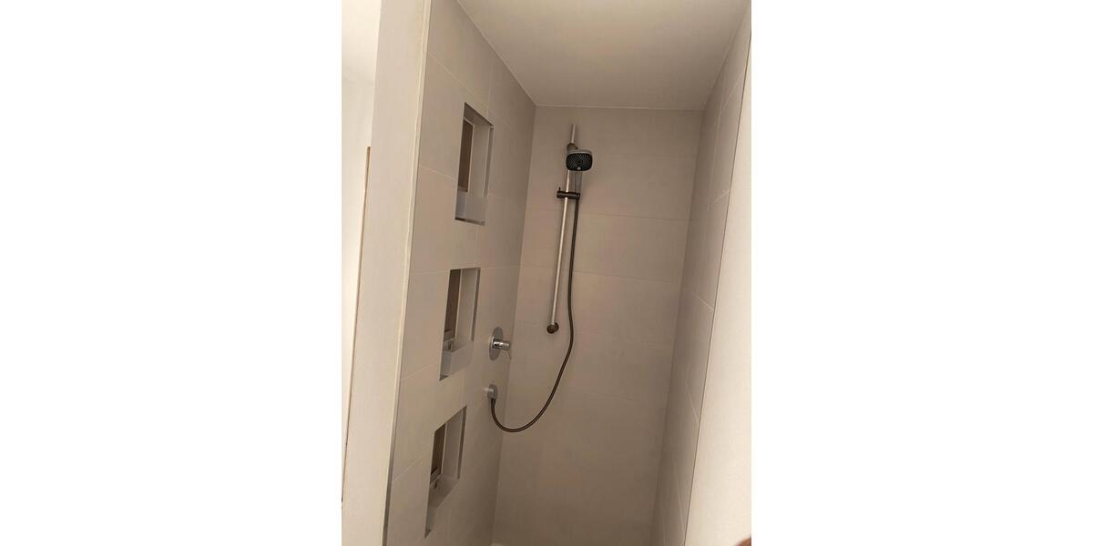 Etagenwohnung Karlsbad - 6 Zimmer, 130 m&sup2;, 470&euro; | Angebot:27604879