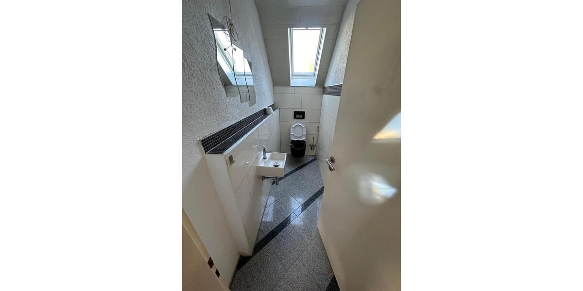 Etagenwohnung Bretten - 2 Zimmer, 70 m&sup2;, 1.150&euro; | Angebot:25554048