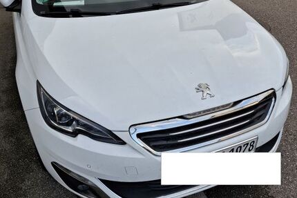 Peugeot 308 108.800 km 7.700 &euro; Kämpfelbach 75236