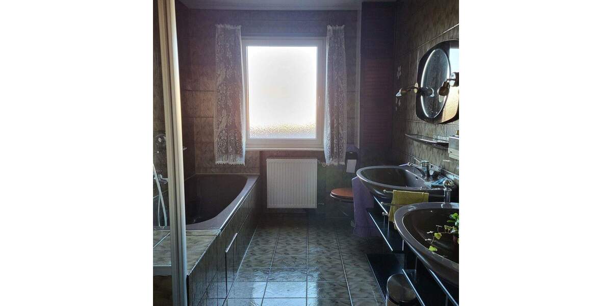 Großzügiges Einfamilienhaus 6 zimmer