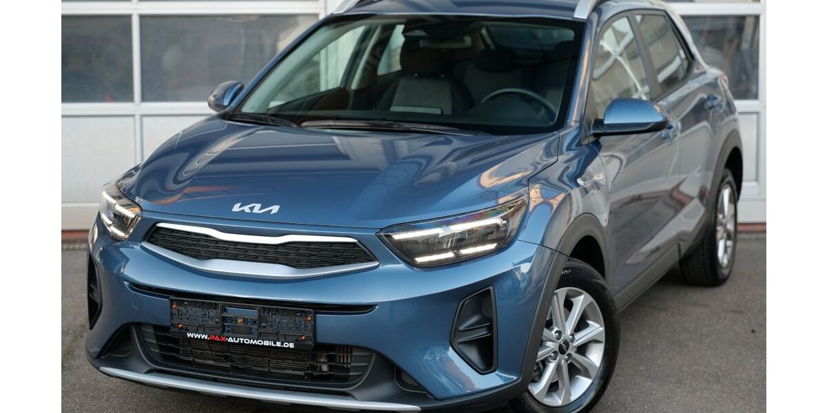 Kia Stonic 33.190 km 16.400 &euro; Gerlingen 70839