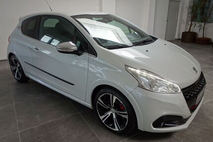 Peugeot 208 106.000 km 7.999 &euro; Mühlacker 75417