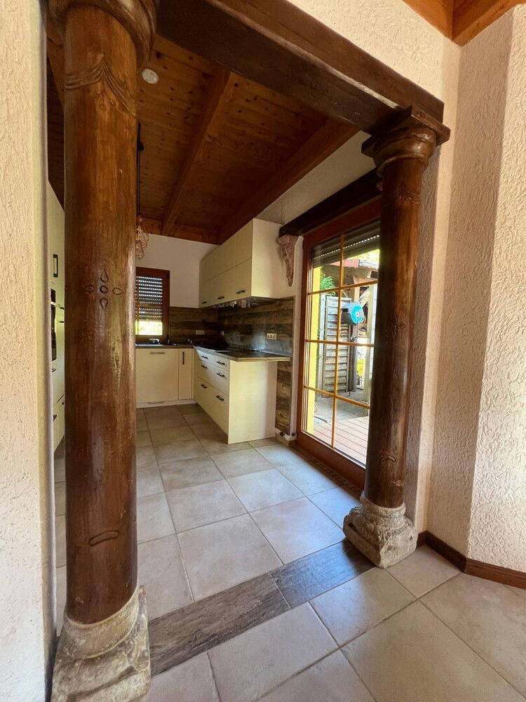 Mediterranes Einfamilienhaus in ruhiger Lage. Provisionsfrei, da Privatverkauf !!!