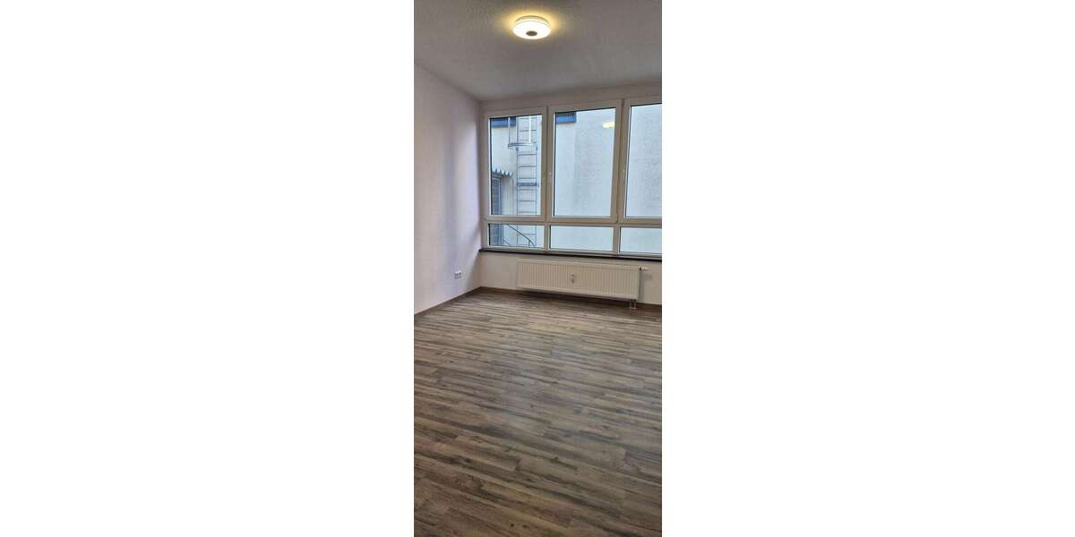 Etagenwohnung Bretten - 4 Zimmer, 126 m&sup2;, 1.150&euro; | Angebot:26603620