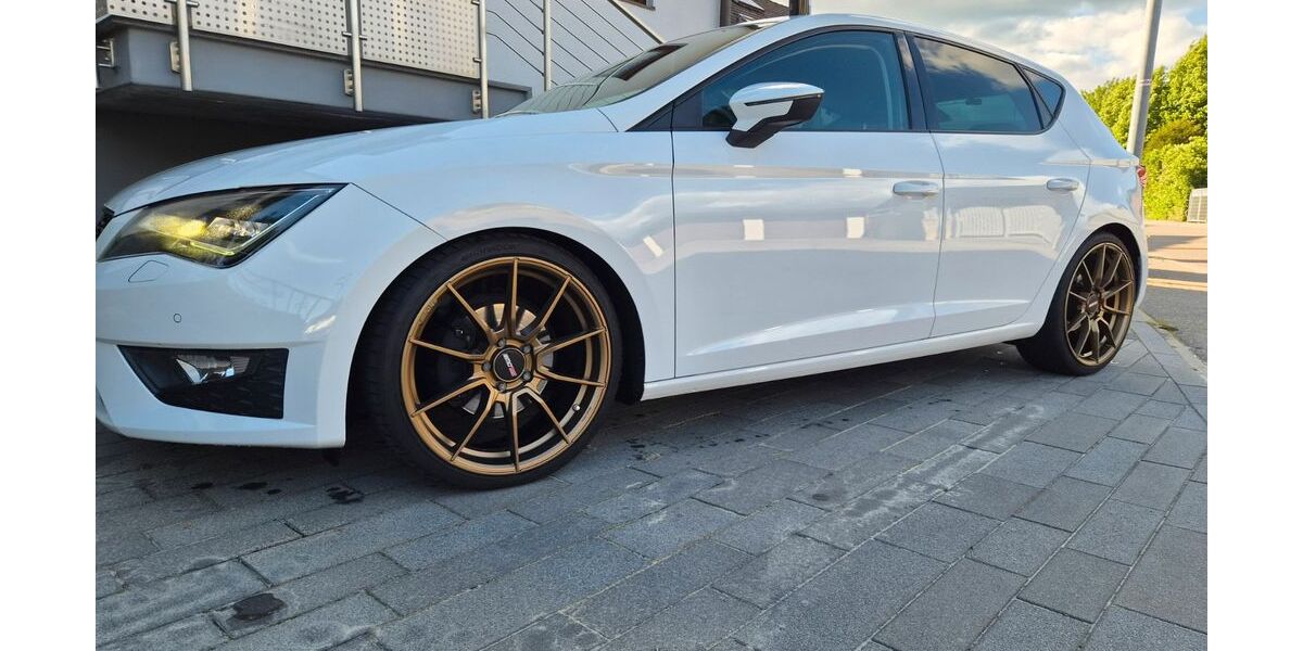 Seat Leon 98.200 km 13.000 &euro; Friolzheim 71292