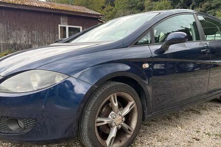Seat Leon 217.597 km 999 &euro; Bad Wildbad 75323